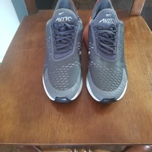 Nike air max 270 size 7